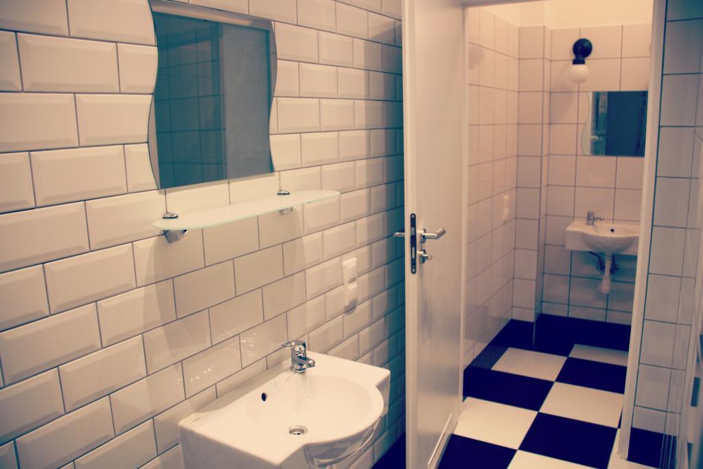 Grand Central Hostel Cracovia Exterior foto